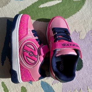 Size 13C little girls Heelys